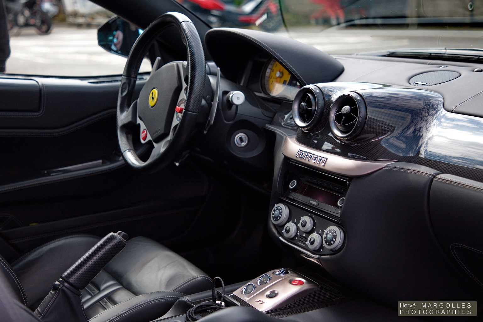 Ferrari 599 GTB_02.jpg